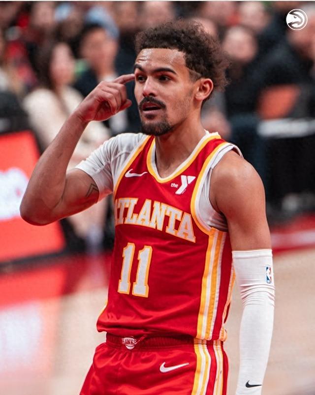 孔帕尼：阿芳很可能下周末复出；我们祝穆勒在美职联决赛获胜