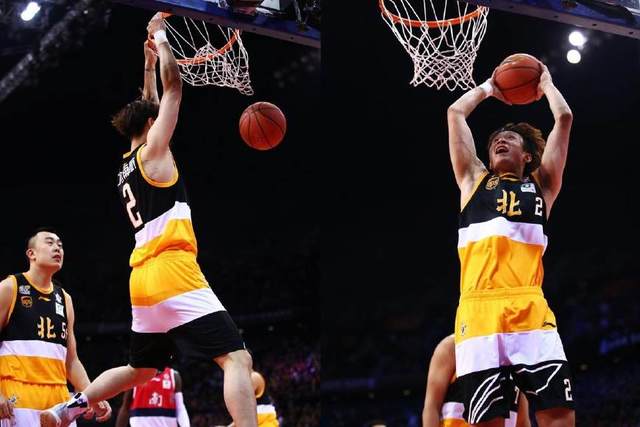 勇士完胜！库里31+5历史第一，马卡35+6格林驱逐，巴特勒15分8罚