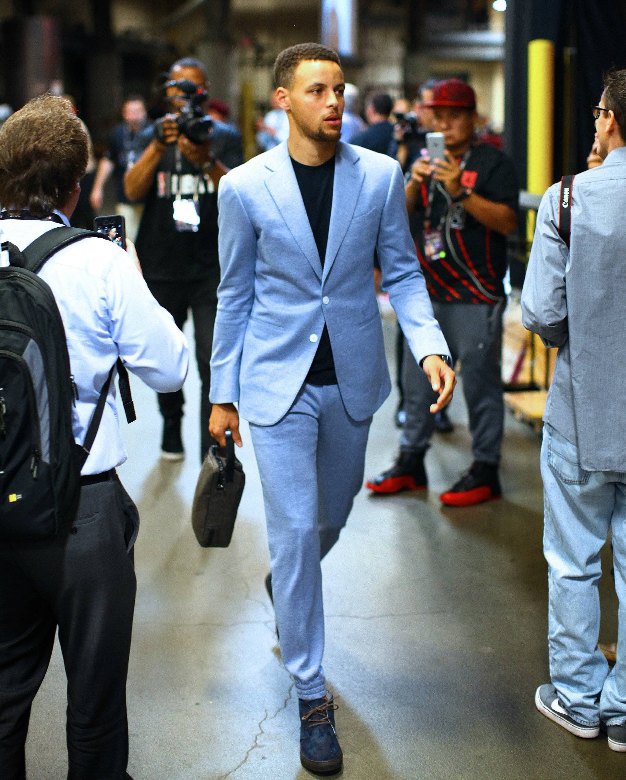 主场迎战公牛！火箭队伤病情况更新：仅两人缺阵，申京继续首发