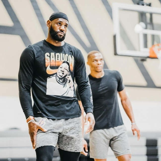 《三国杀OL》原画师讲述蜀绣与三国的渊源，更有蜀绣歌曲同步上线