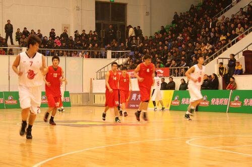 麦卡：为哥哥完成阿根廷首秀高兴；凯文：这是特别的一周